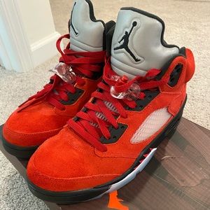 Jordan 5 raging bull